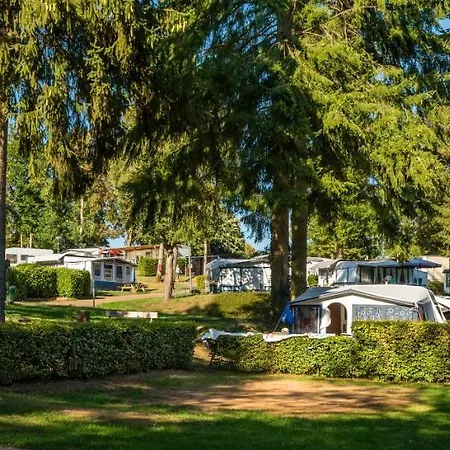 Camping La Pinede * Consdorf